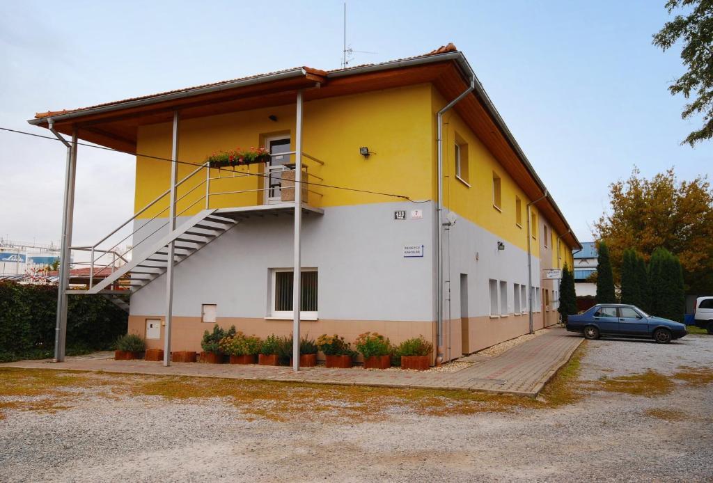 Expres Atack Penzion Brno Exterior photo